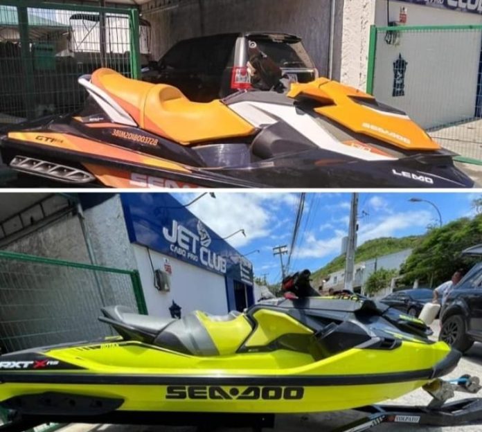 jet-skis