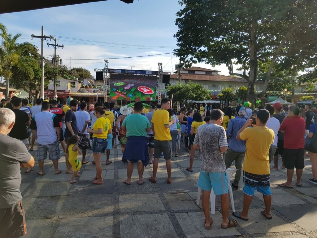 Búzios terá transmissão do jogo de Brasil no Centro, Cem Braças e