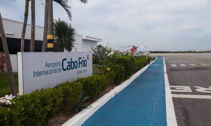 Fachada do Aeroporto Internacional de Cabo Frio