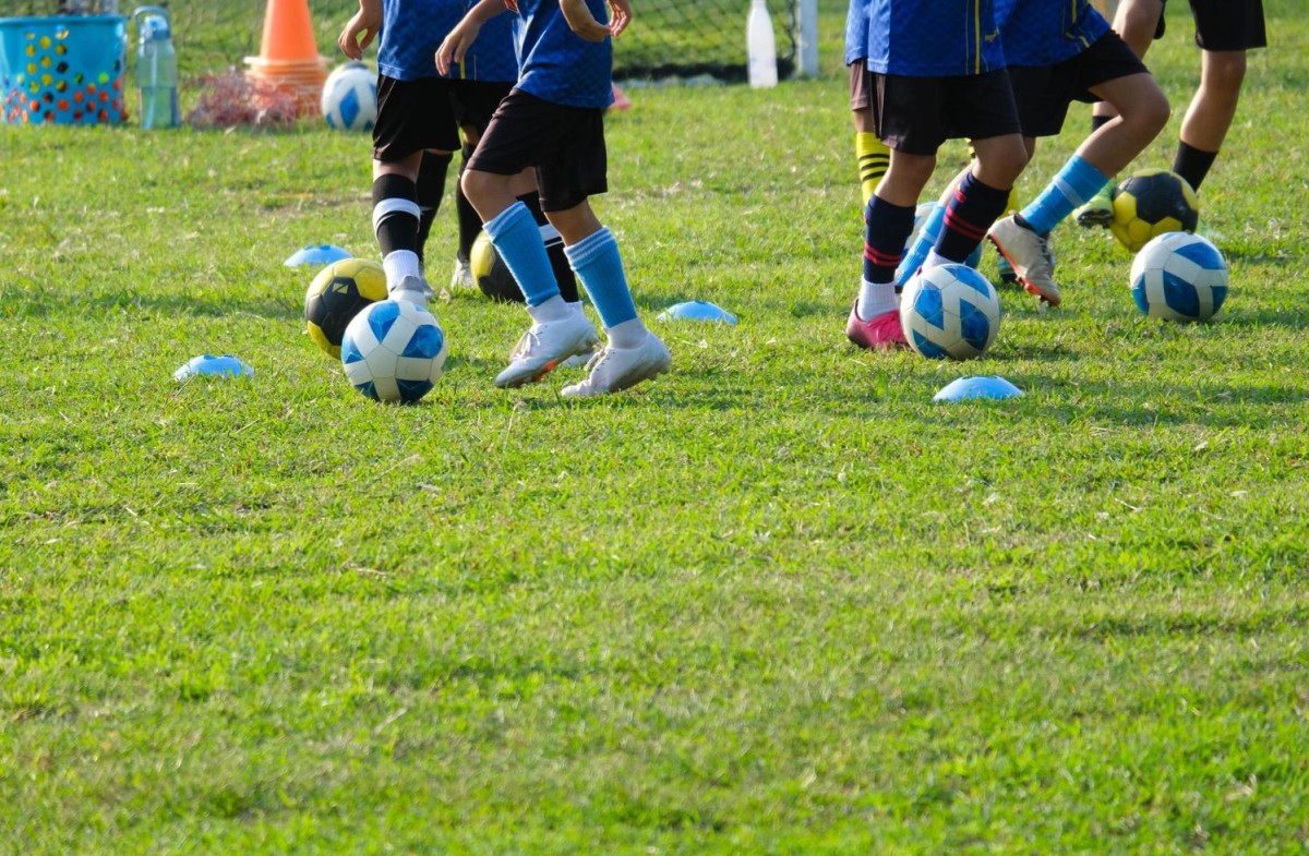 Inscrições abertas! Aulas gratuitas de futebol para crianças e