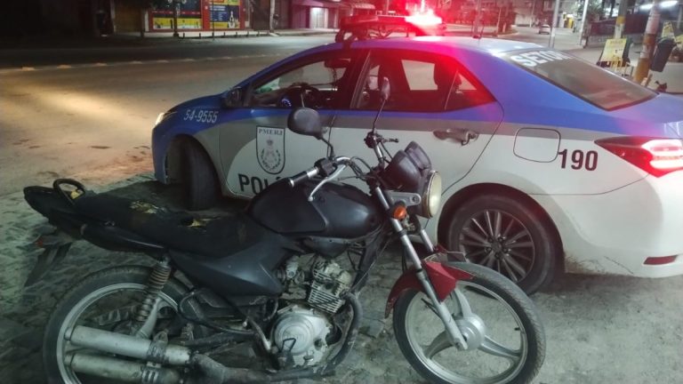 Motocicleta furtada em Saquarema é recuperada pela PM