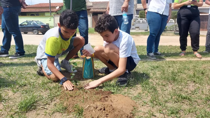 São Pedro da Aldeia promove ação ambiental com plantio de mudas e atividades educativas na segunda (29)