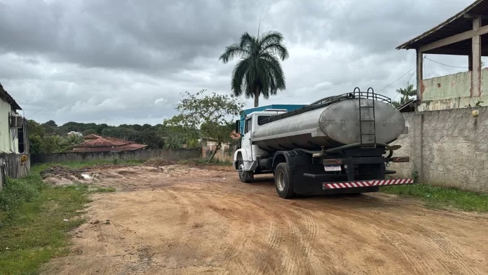 ação integrada desmonta pontos clandestinos de abastecimento de água, em são pedro da aldeia (2)