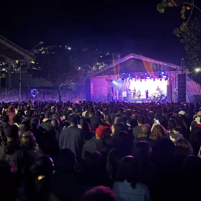 multidão marca a última noite do 3º celebra arraial com show da banda morada