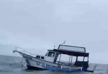 Barco de passeio desaparece em Arraial do Cabo e é encontrado à deriva próximo a Búzios screenshot 430