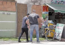 Prefeitura de Búzios inicia ‘Operação Cidade Limpa’ para garantir calçadas livres e seguras unnamed (6)