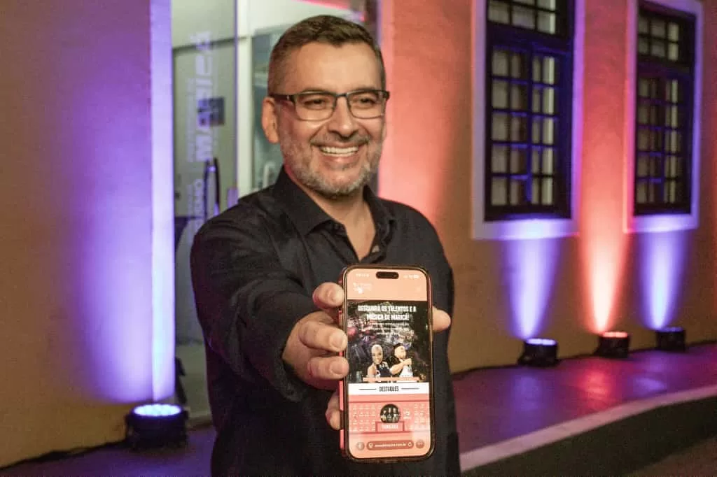 54919033623 c3cf39a882 b