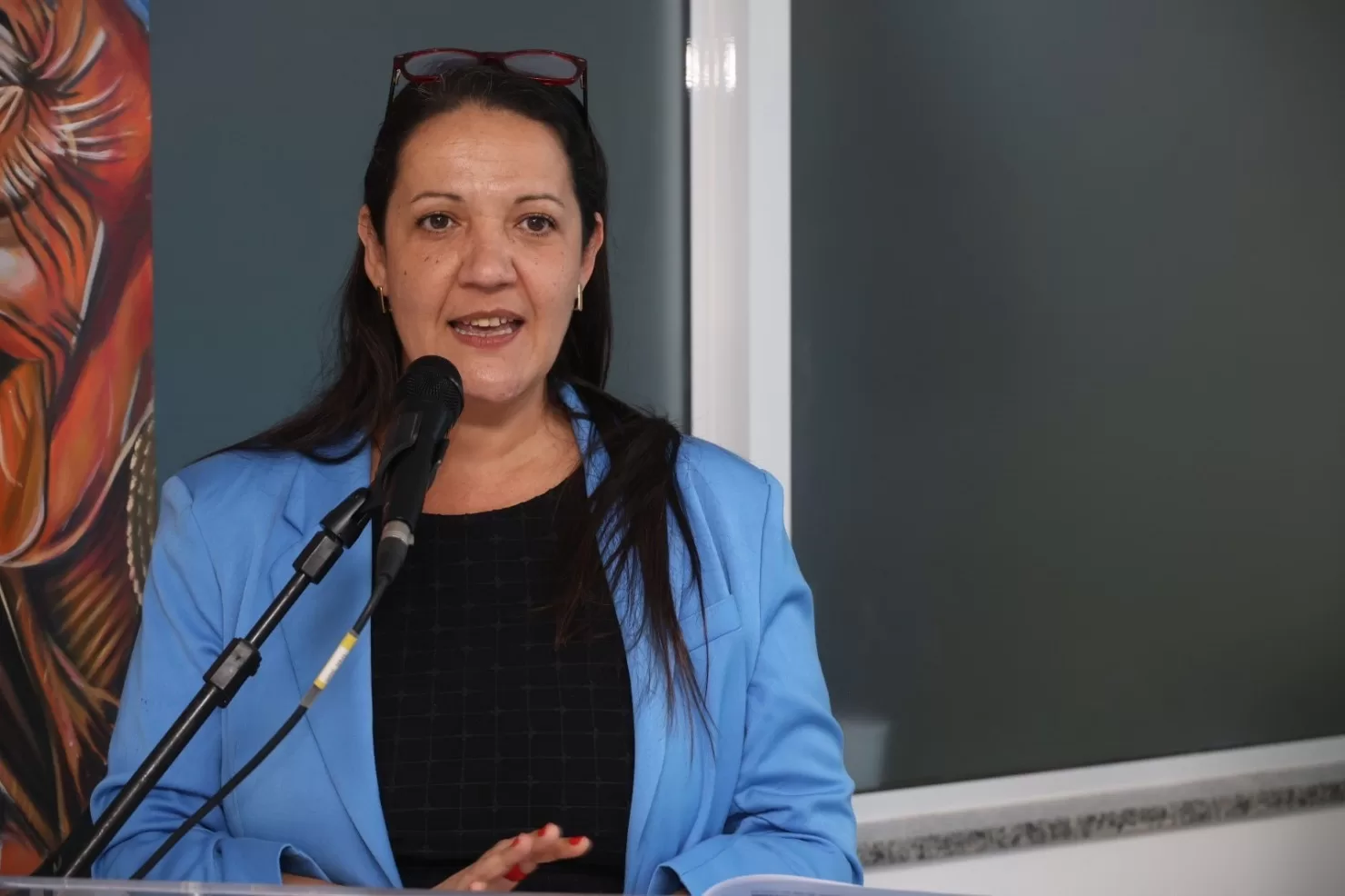 690cbacf63a62h5djl larg