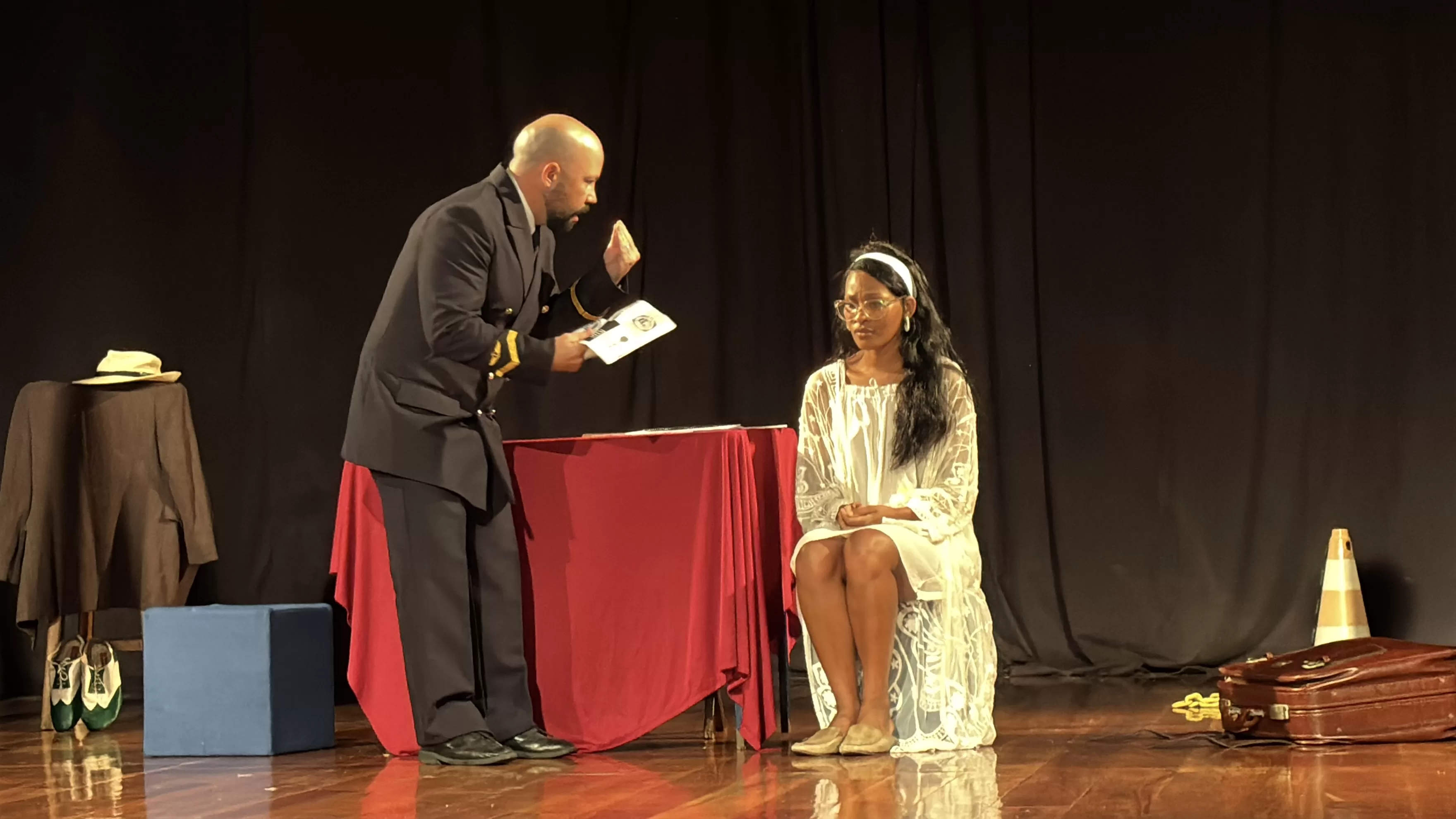 o beijo no asfalto divulgaÇÃo (1)