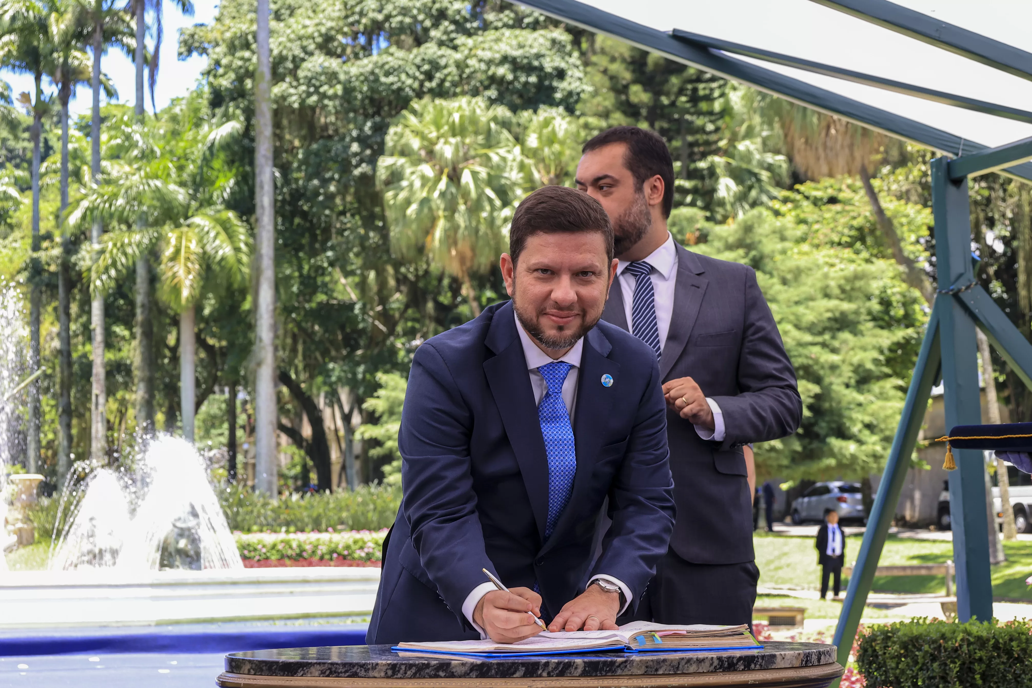 nicola miccione e castro