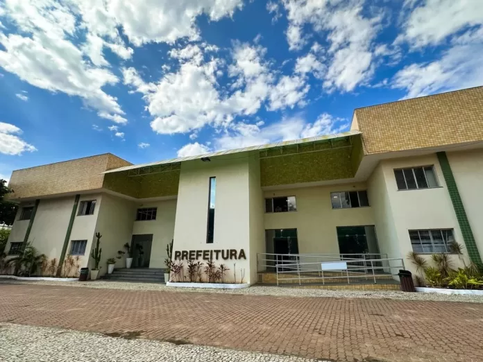 prefeitura de cabo frio transfere ponto facultativo do dia do servidor para a sexta feira 31