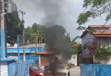 Carro da Secretaria de Saúde de Cabo Frio pega fogo screenshot 2