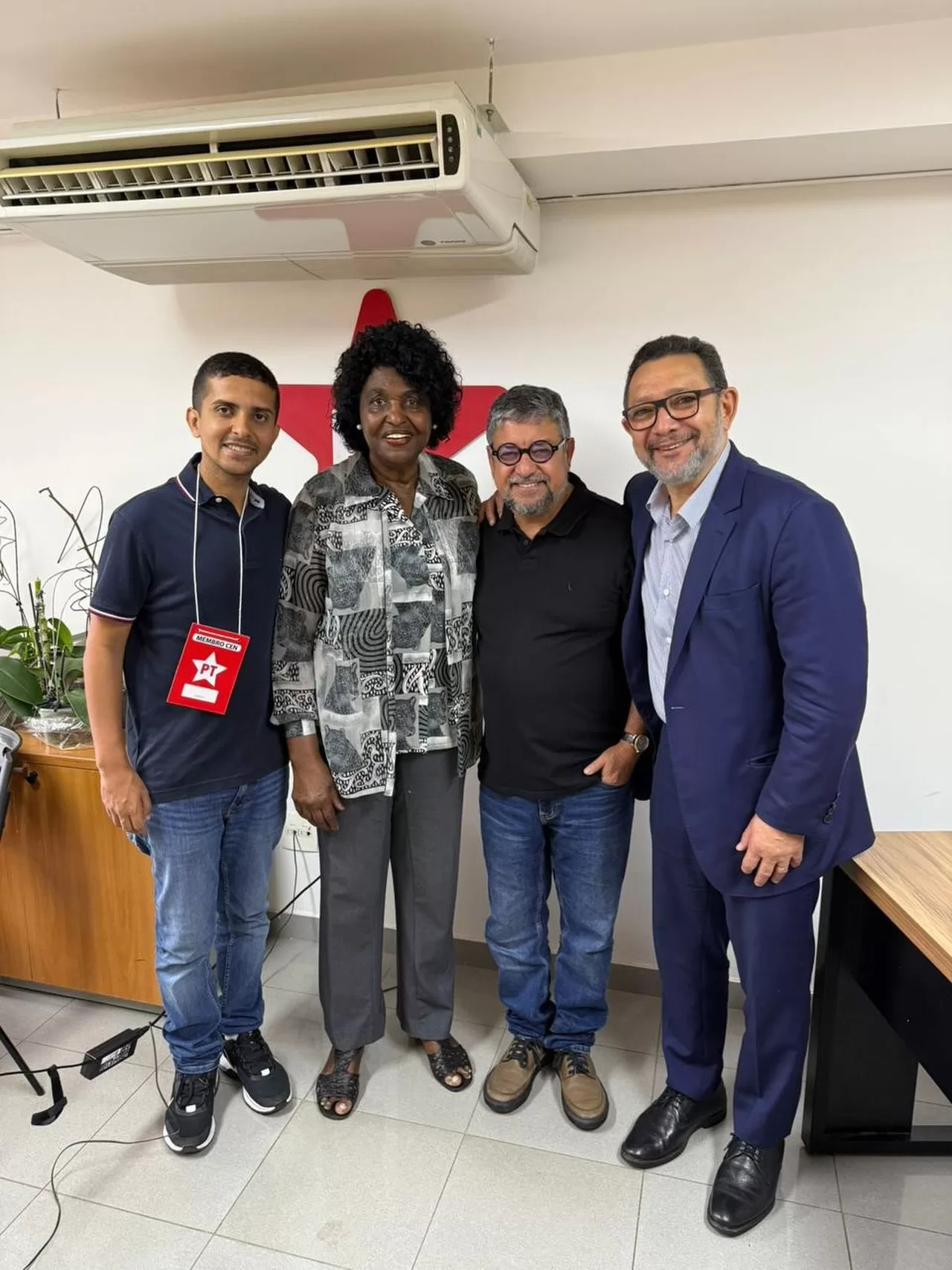 washington.quaqua.5 1764964198952