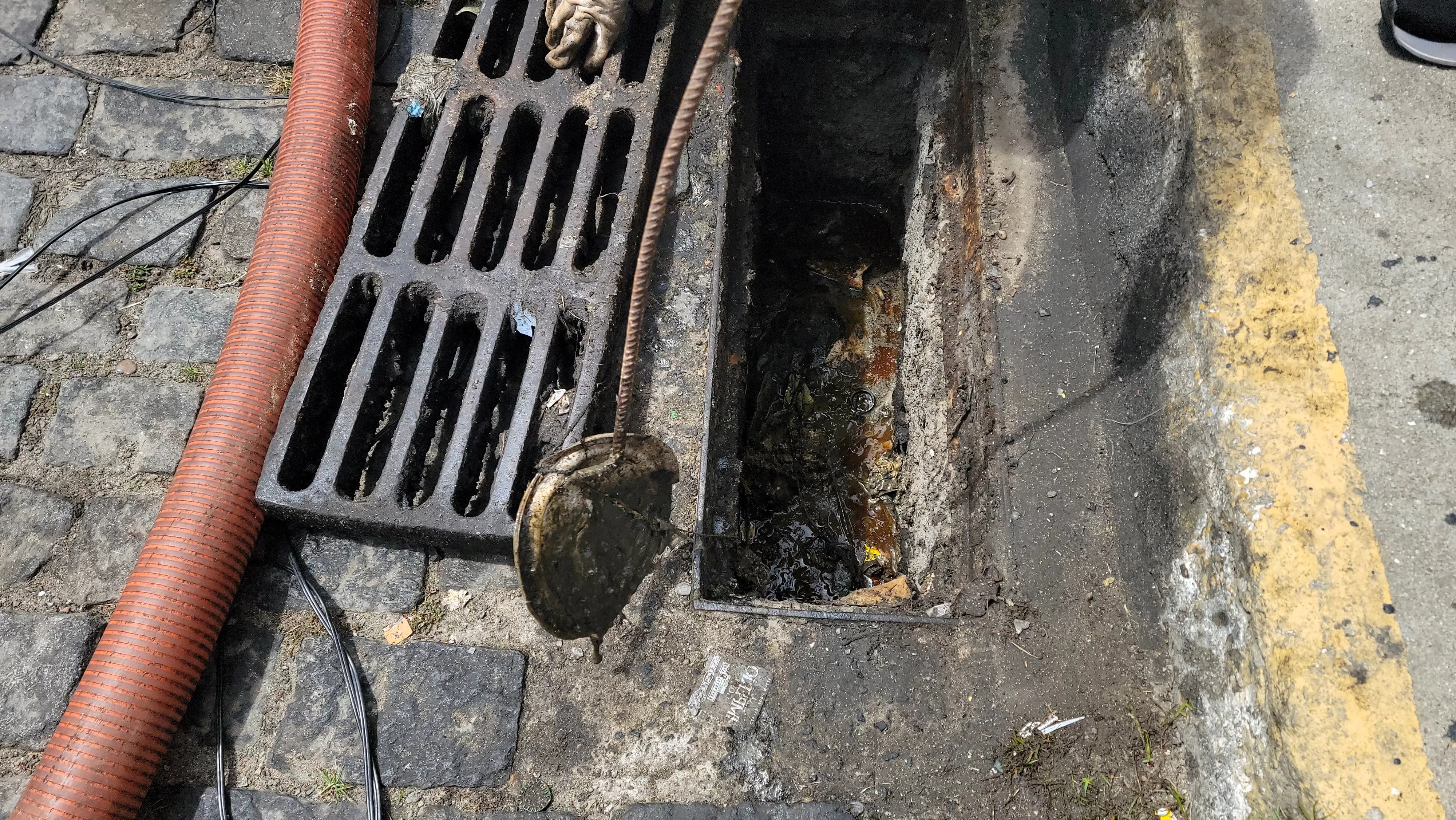 búzios ação conjunta entre prolagos e prefeituras flagra descarte irregular de gordura e lixo (4)