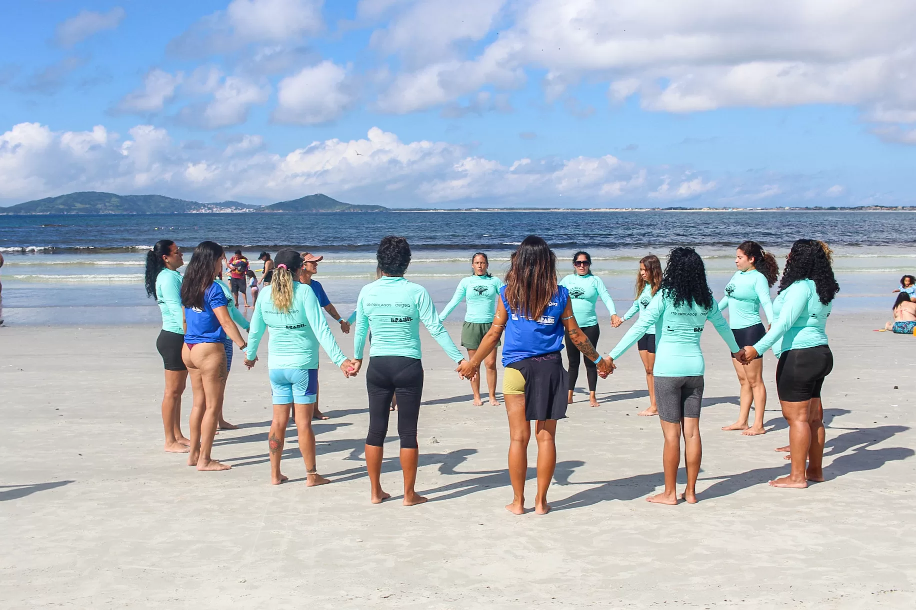 Águas de gaia inicia nova temporada de conexão e empoderamento feminino na praia do forte (2)