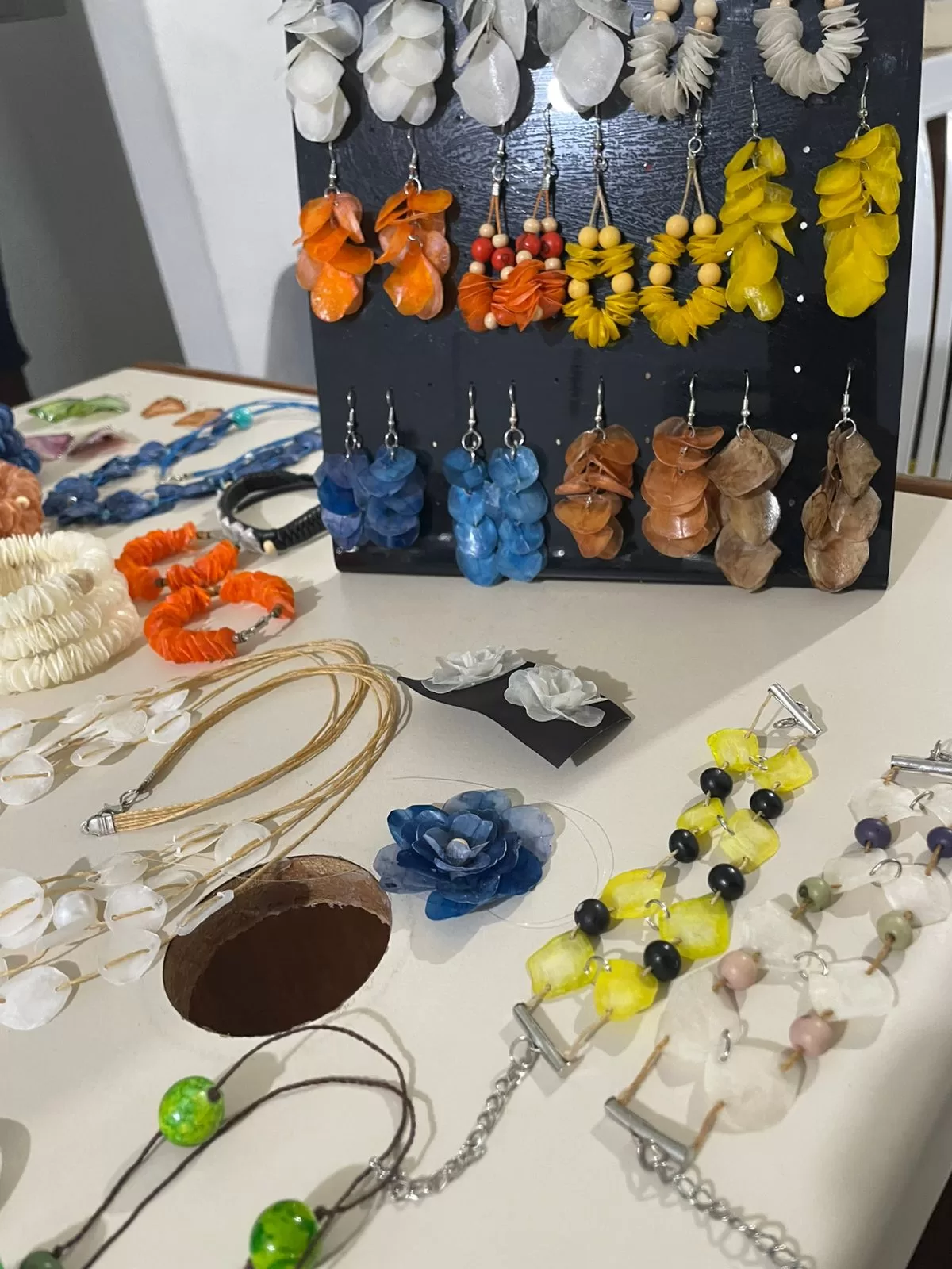 curso de biojoias na secretaria adjunta de pesca de são pedro da aldeia foto divulgação