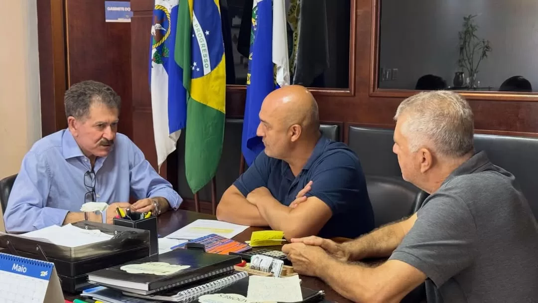 pessoal, hoje recebi aqui em são pedro da aldeia o amigo e ex deputado estadual @paulomelo sa. u