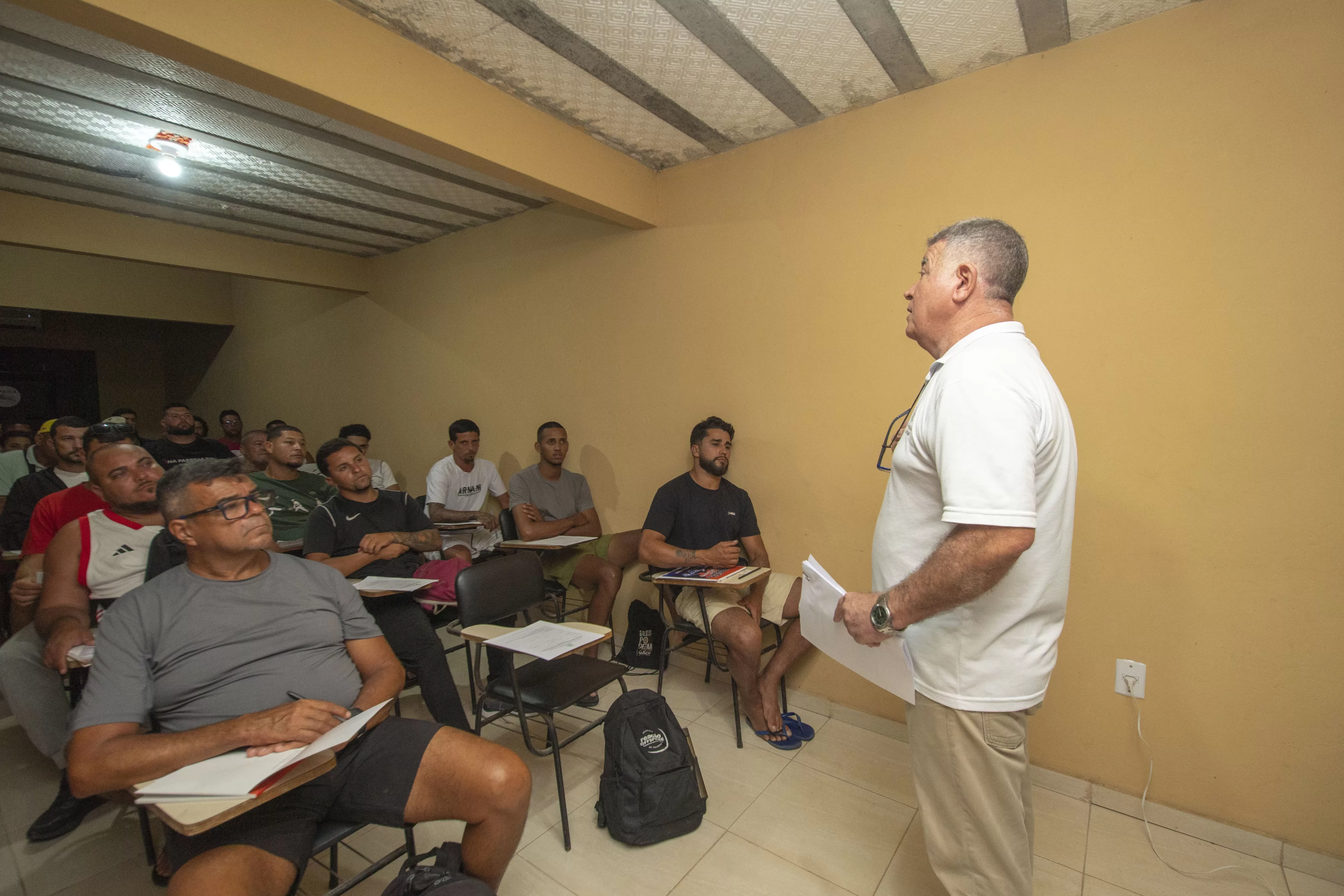 projeto pescando tradições leva cursos de habilitação profissional para pescadores da lagoa de araruama (2)