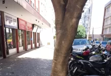 Moradores reclamam de esgoto a céu aberto há quase 3 semanas em rua movimentada de Cabo Frio whatsapp image 2026 03 25 at 14.34.14