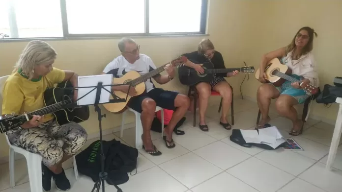 aula de violao cabo frio