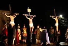 Paixão de Cristo reúne público no Largo Santo Antônio em Cabo Frio na Sexta-feira Santa (3) img 20260404 wa0152