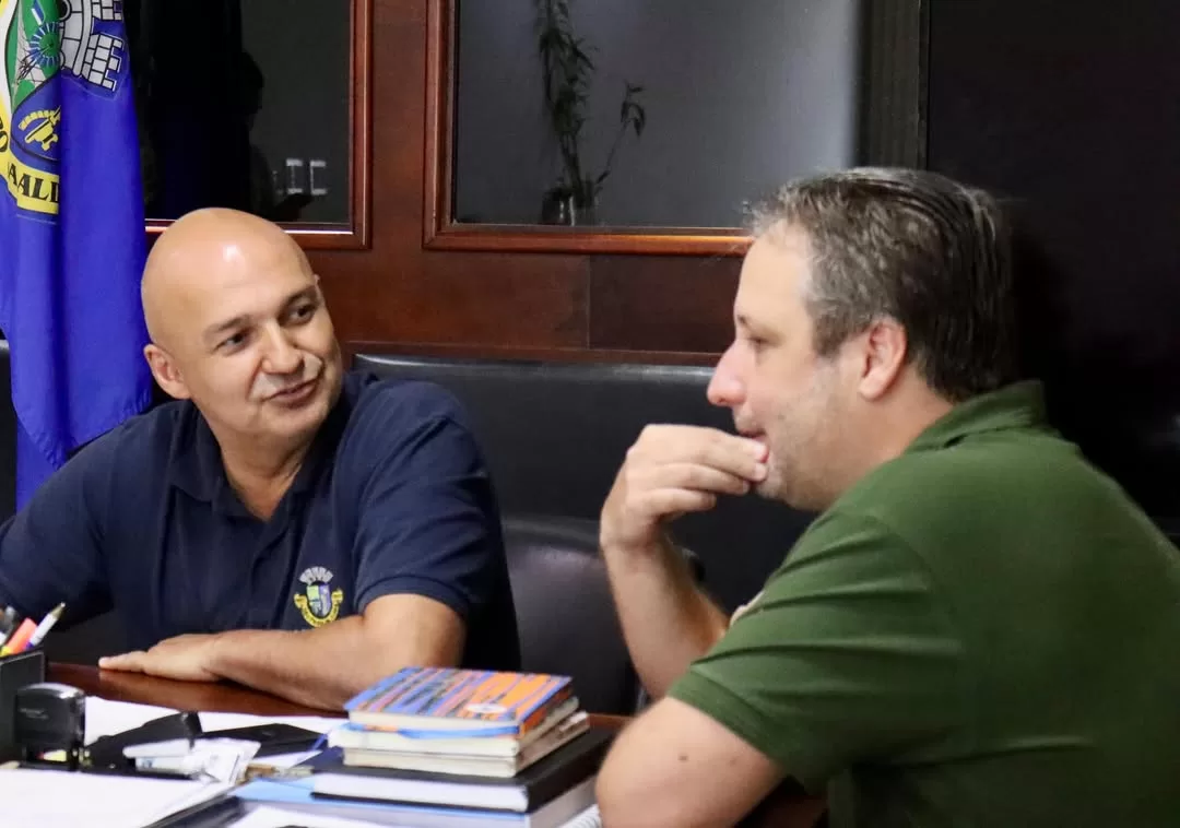 manhã de alinhamento com o amigo, irmão e vice prefeito @julio queiroz yz.conversamos sobre as d (1)