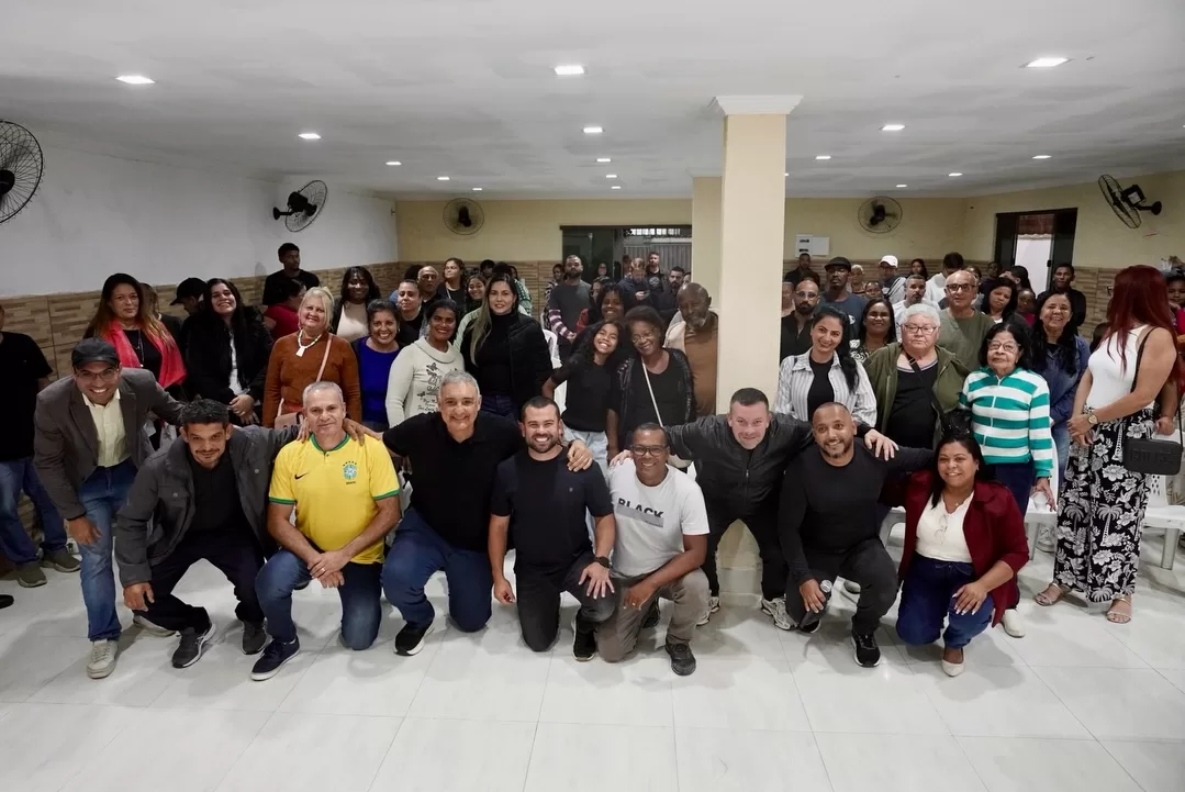 rio das ostras, obrigado pelo carinho e pela energia desse encontro!ao lado do prefeito @carlosa