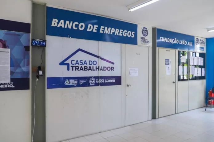 banco de empregos esta com mais de 500 oportunidades banco de empregos de rio das ostras localizado no centro de cidadania. foto divulgacao assessoria de comunicacao