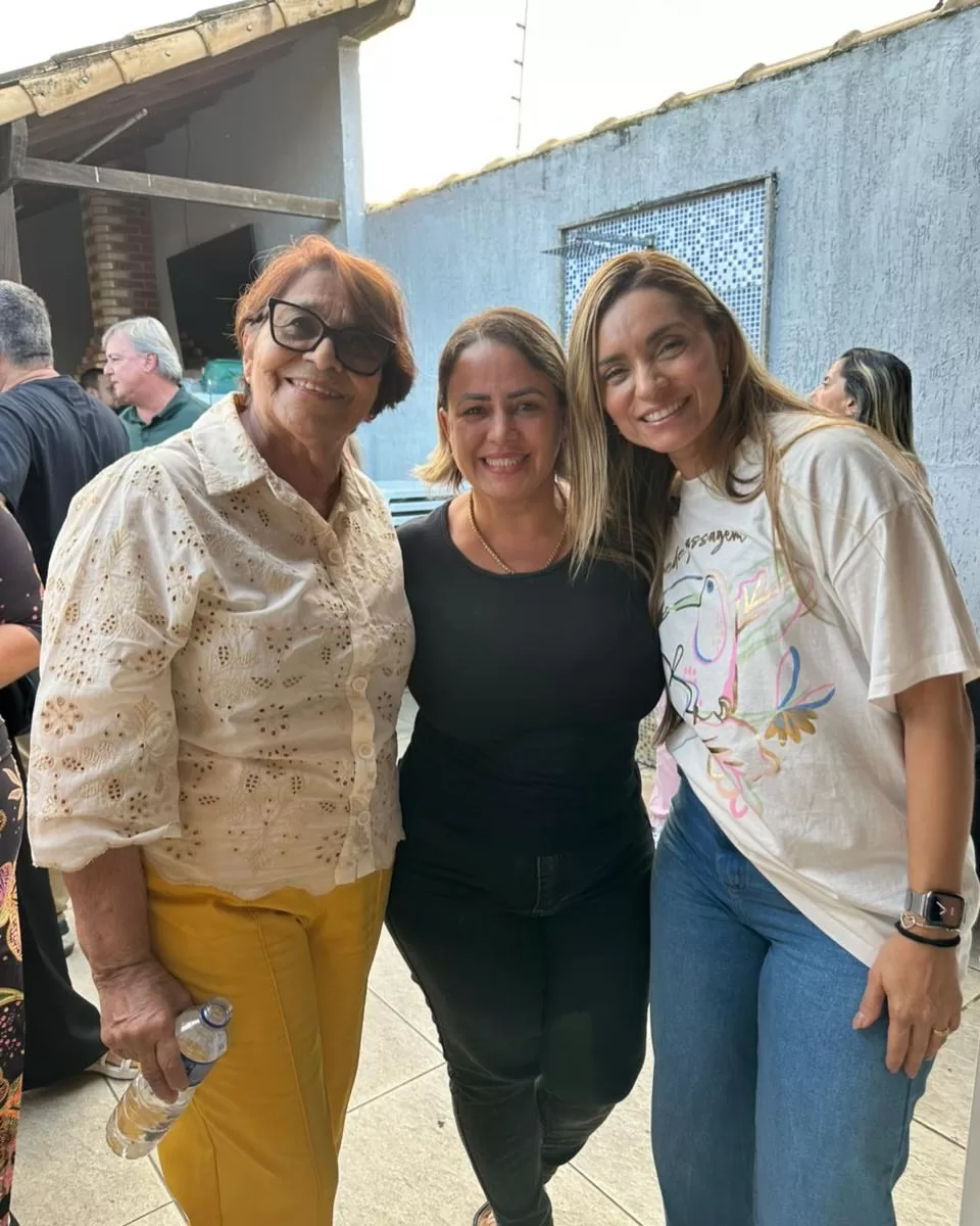 foi uma alegria estar em itaipuaçu, ao lado da querida @gracamatos.rj, conhecendo as pessoas daq (2)