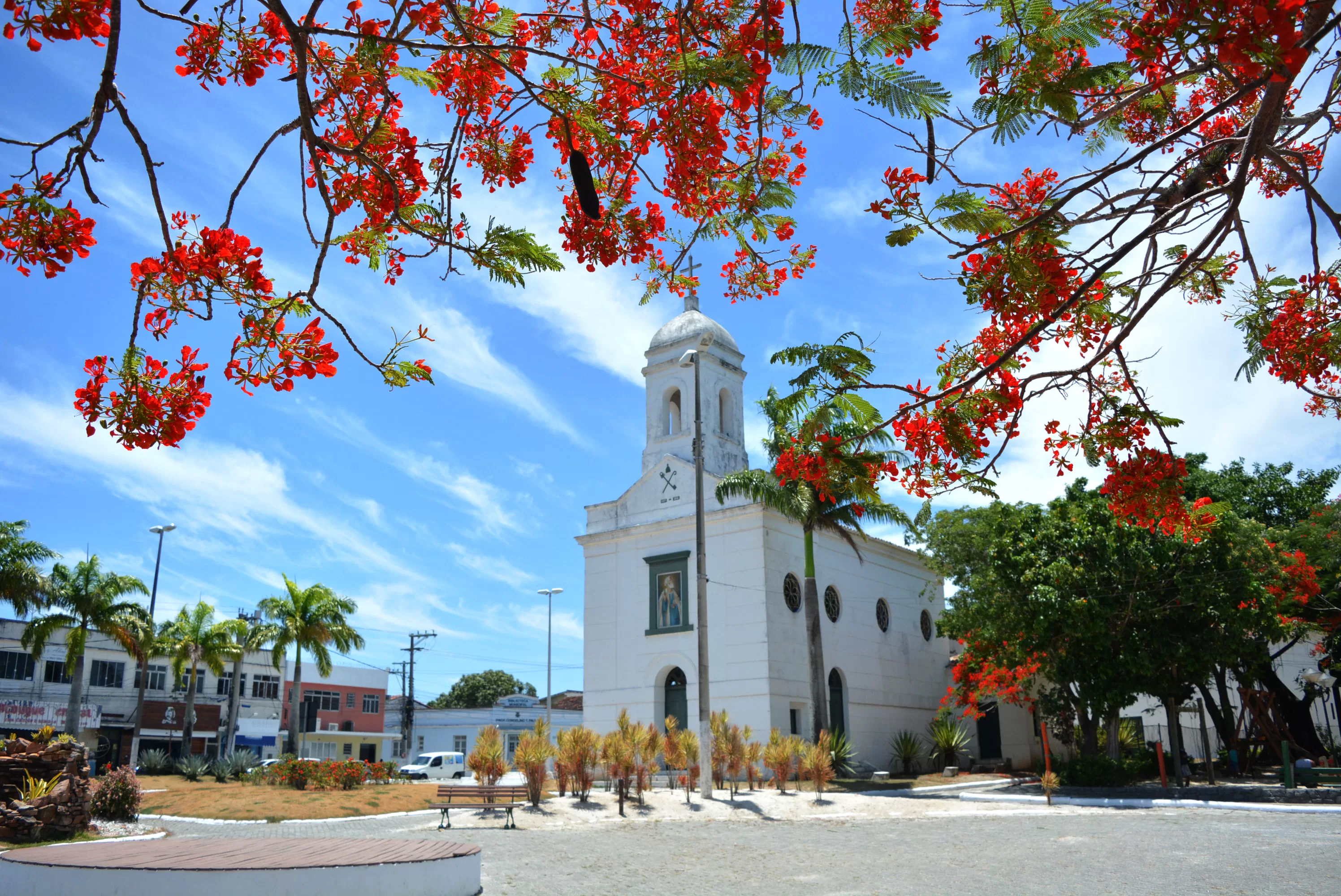 igreja matriz praça agenor santos.jpg