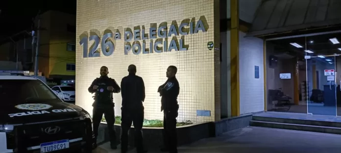 presos encaminhados para a delegacia