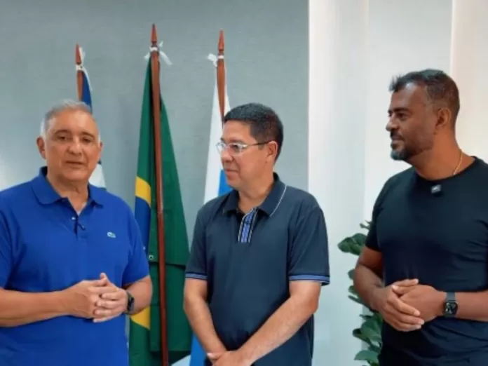carlos augusto e altineu côrtes