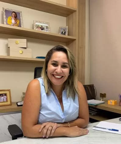 daniela sorridente