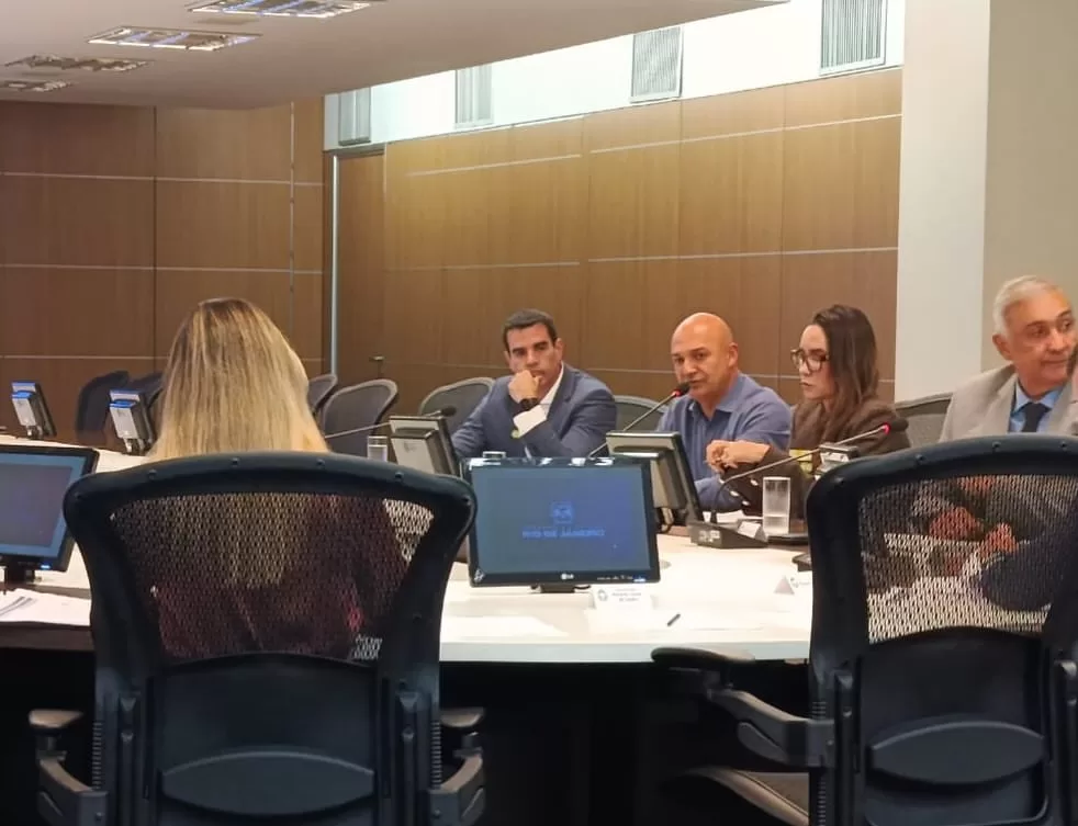 hoje estive no palácio guanabara em uma importante agenda de trabalho com o governo do estado, r