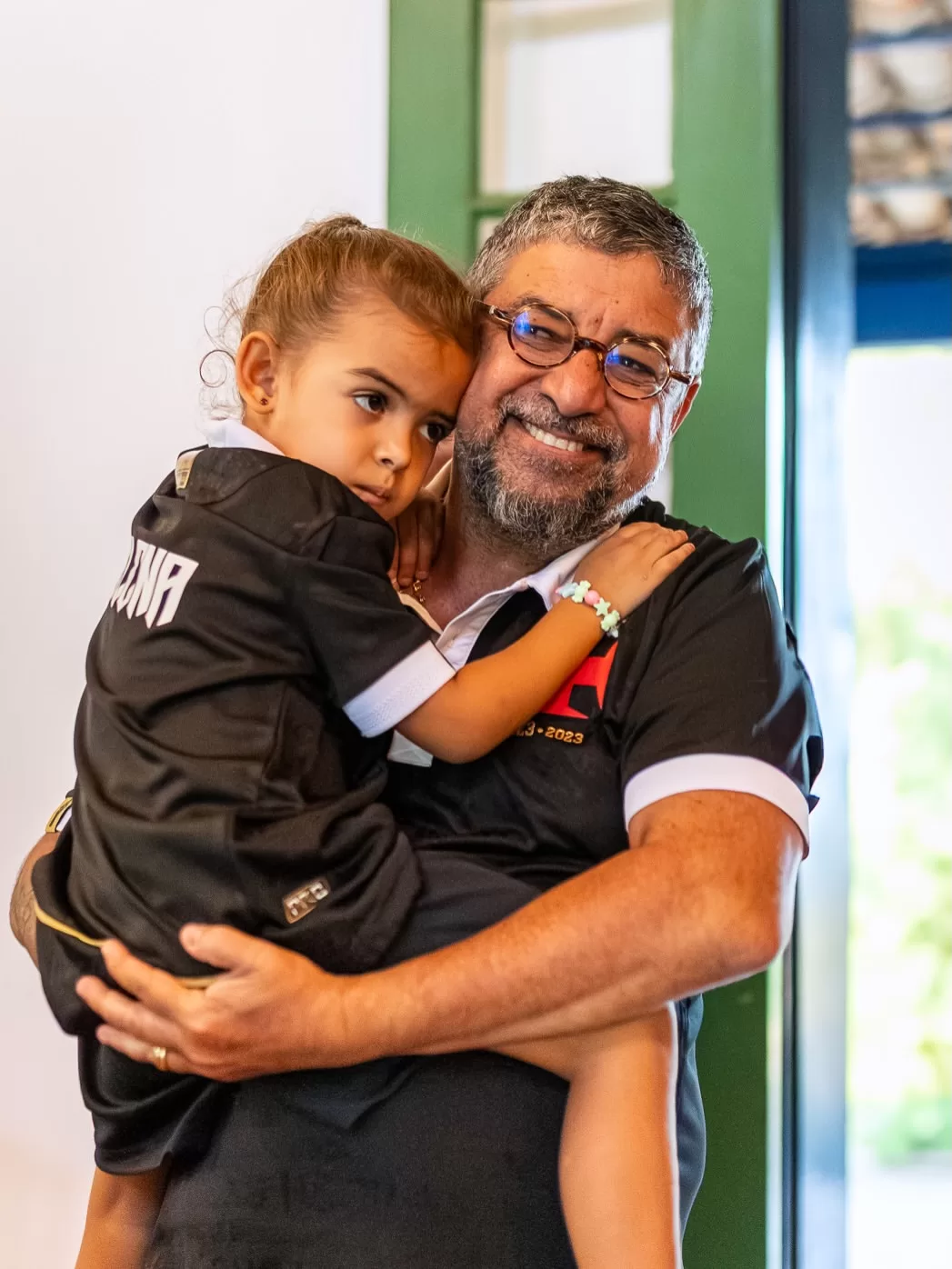 hoje é dia de celebrar 6 anos de vida da minha filha, heleninha!helena é uma menina especial, ch