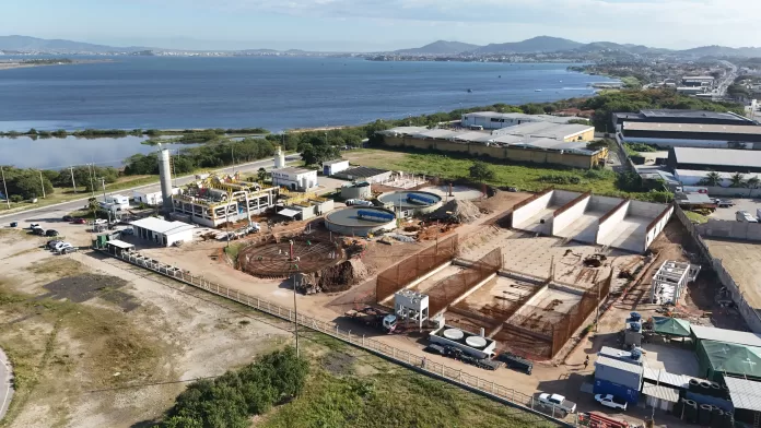 obra da ete praia do siqueira avança com megaoperação de concretagem  (4)