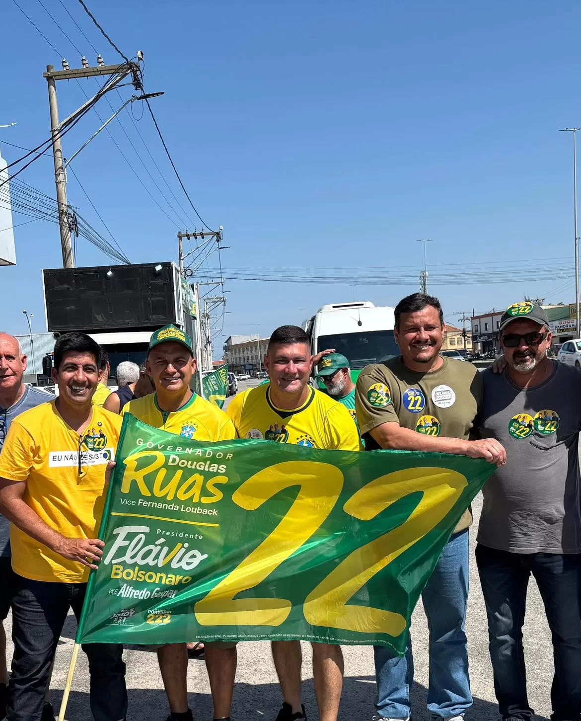 que manhã boa! 💚💛💙🚗hoje tivemos nosso adesivaço e foi muito bom ver tanta gente chegando, pa
