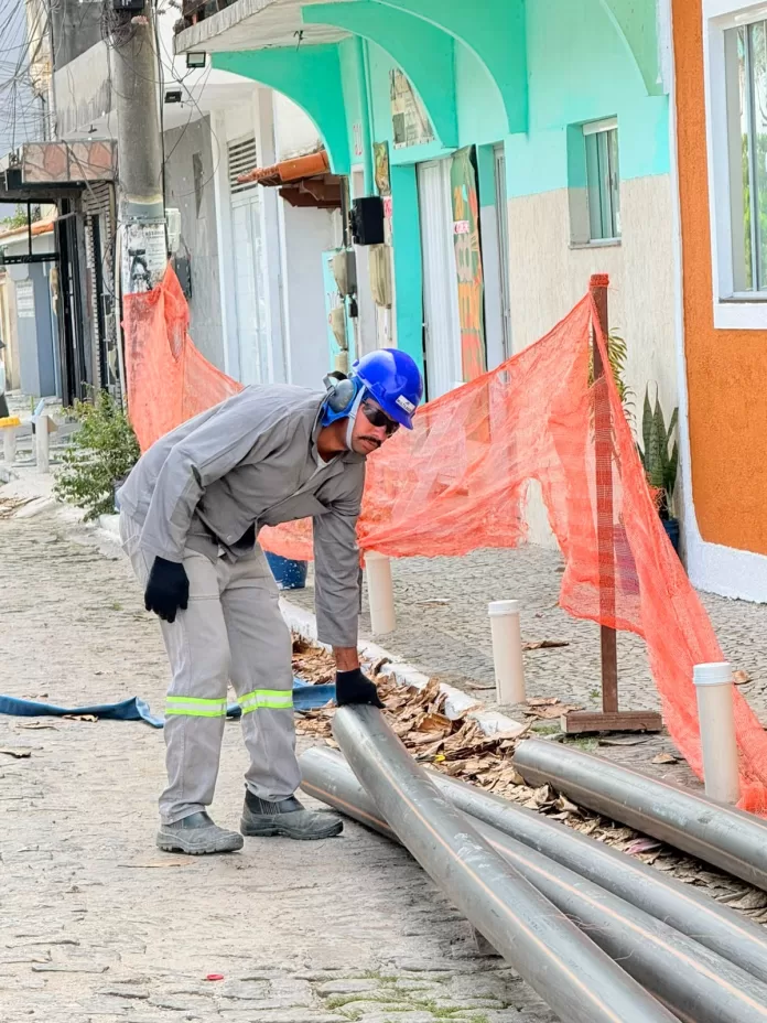 obra do cinturão de esgoto no bairro palmeiras, em cabo frio, avança com conclusão da primeira etapa (2)