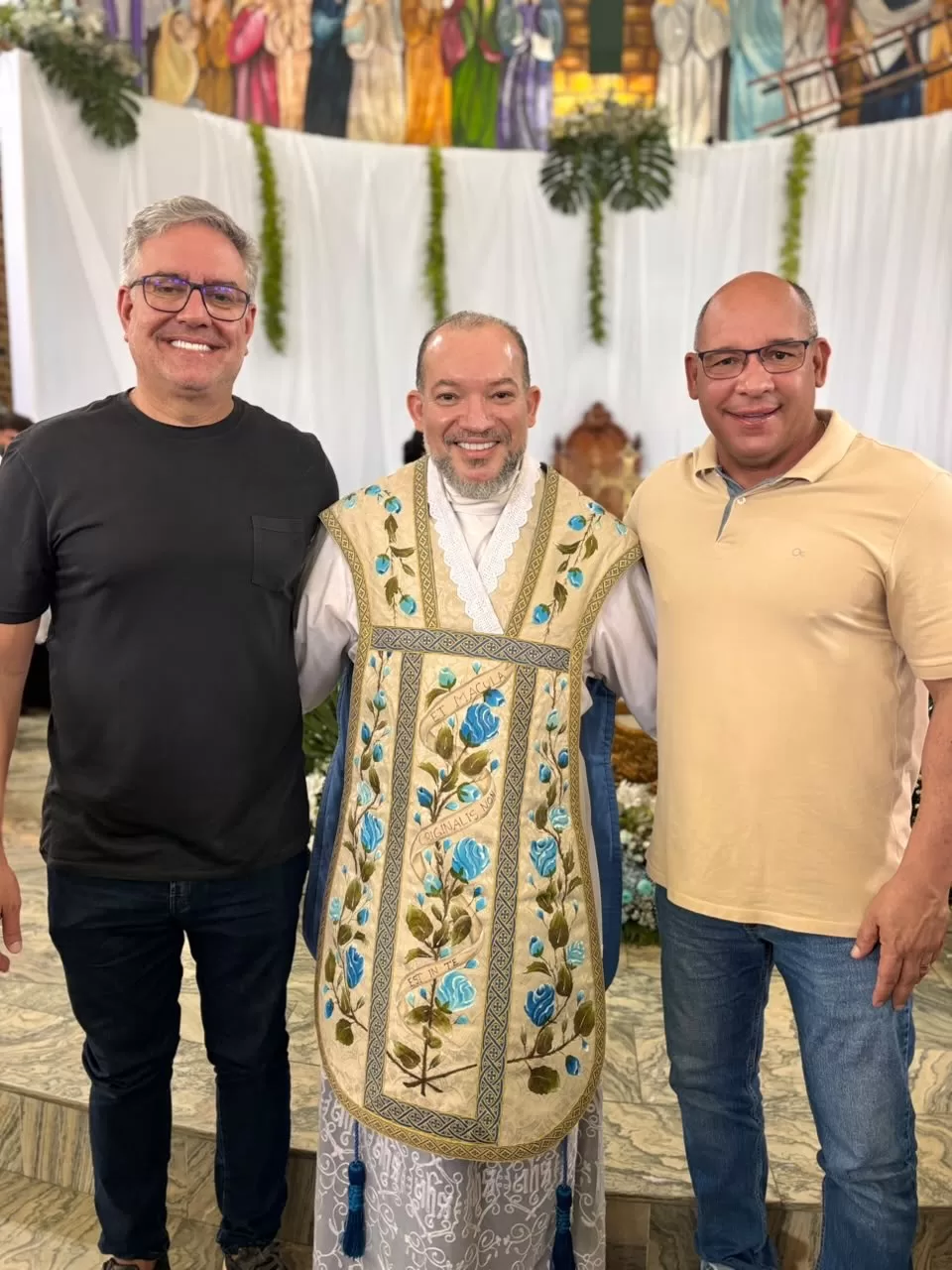 hoje celebramos o dia de nossa senhora dos remédios, padroeira do nosso município! obrigado @pad (1)