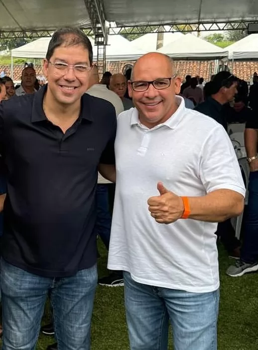 hoje participamos de um encontro com o presidente do pl rj e deputado federal, altineu côrtes,
